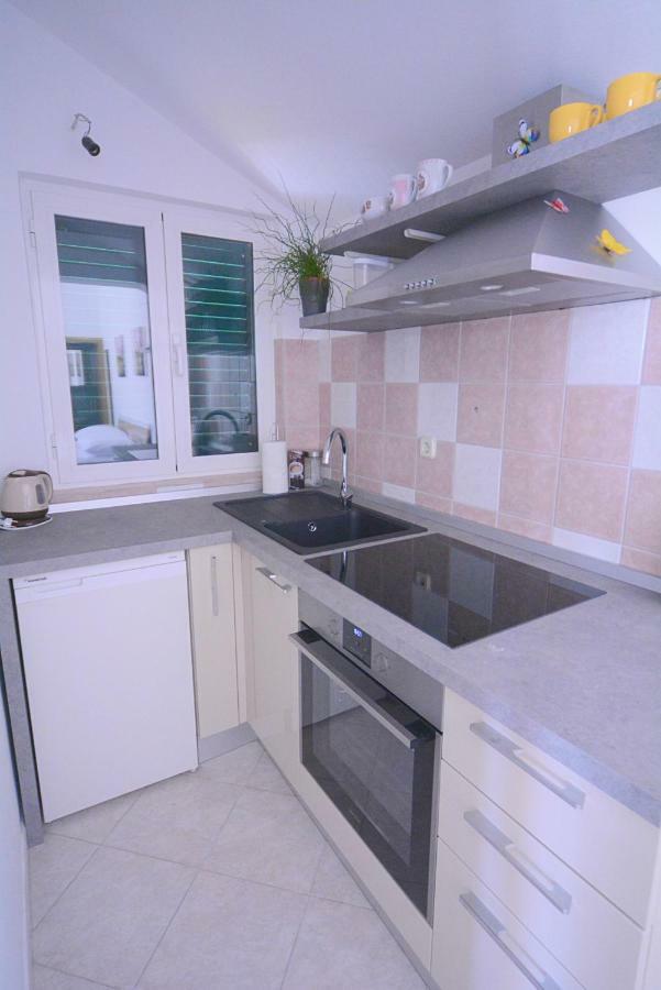 Arija Apartment Билице Екстериор снимка