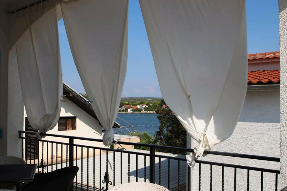 Arija Apartment Билице Екстериор снимка